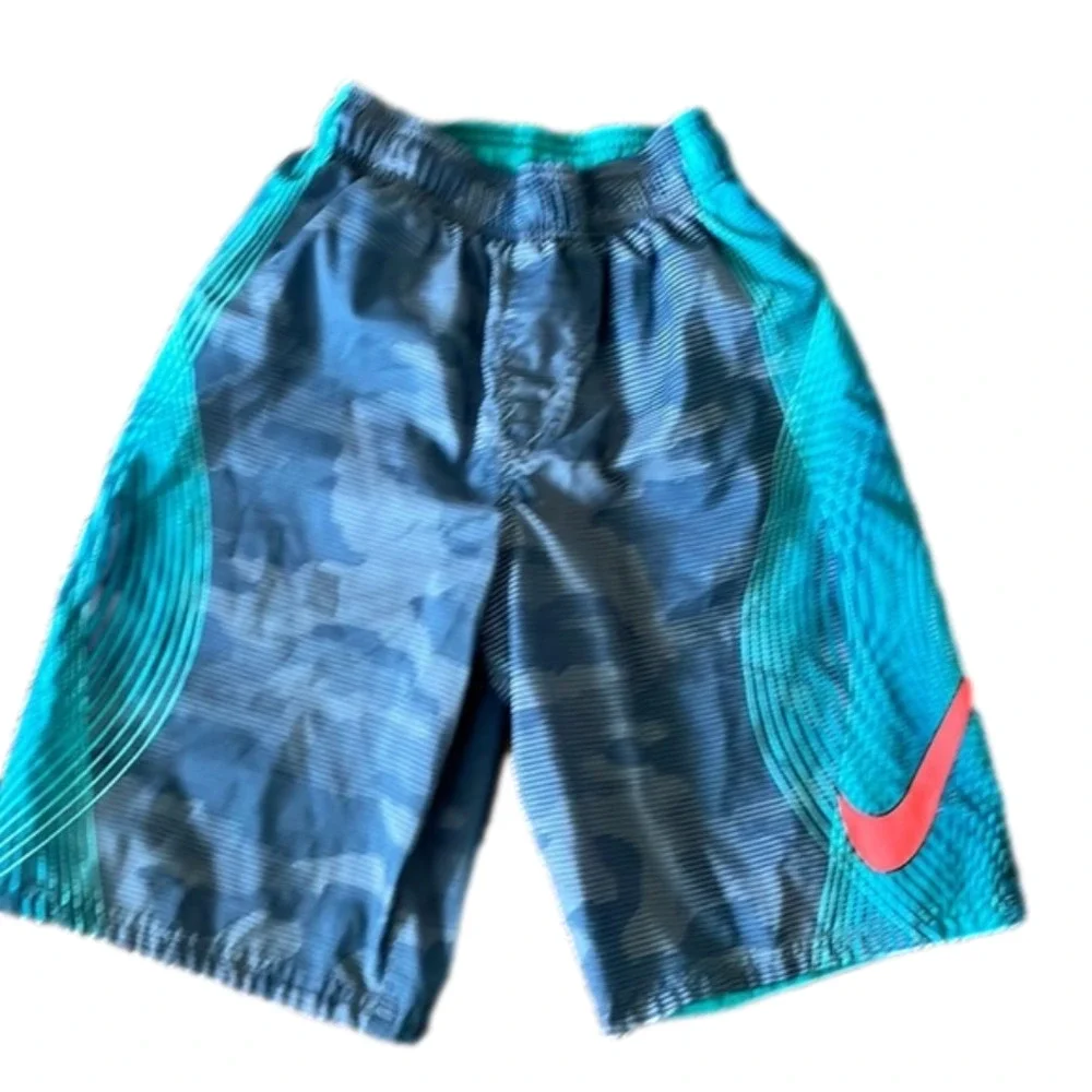 NIKE Swim Trunks Size Medium